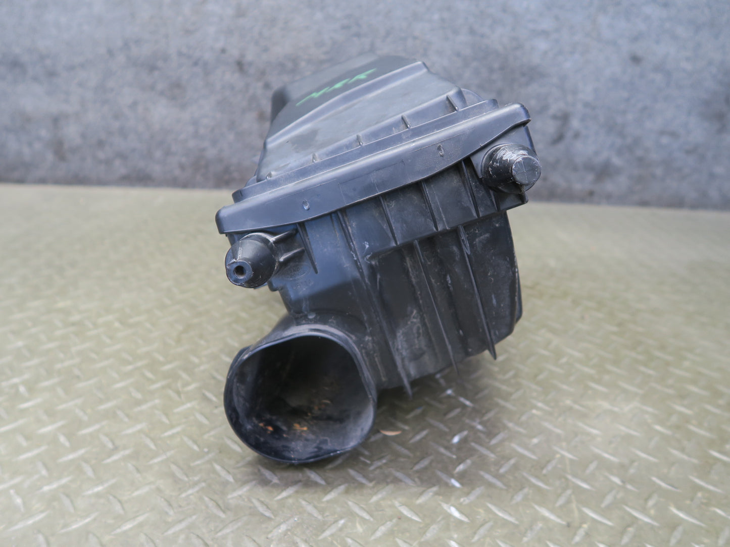 14-17 Range Rover Sport L494 3.0L Left Air Intake Cleaner Filter Box w Sensor