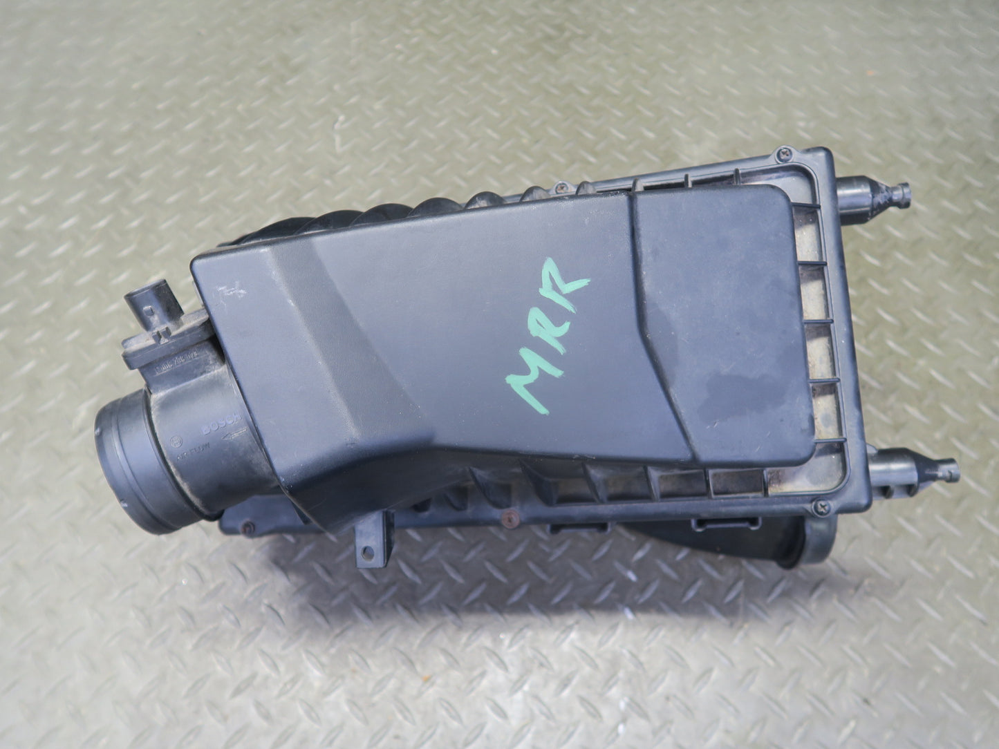14-17 Range Rover Sport L494 3.0L Left Air Intake Cleaner Filter Box w Sensor