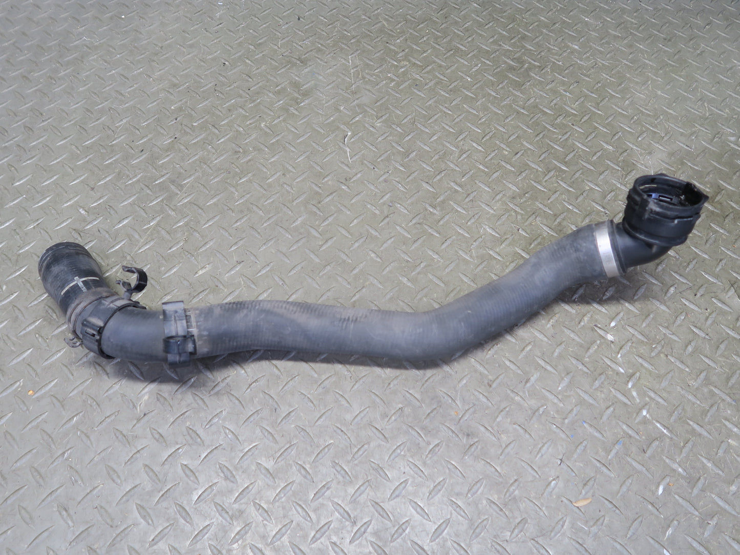 2011-2018 Porsche Cayenne 958 4.8L Lower Upper Radiator Coolant Hose Pipe Set