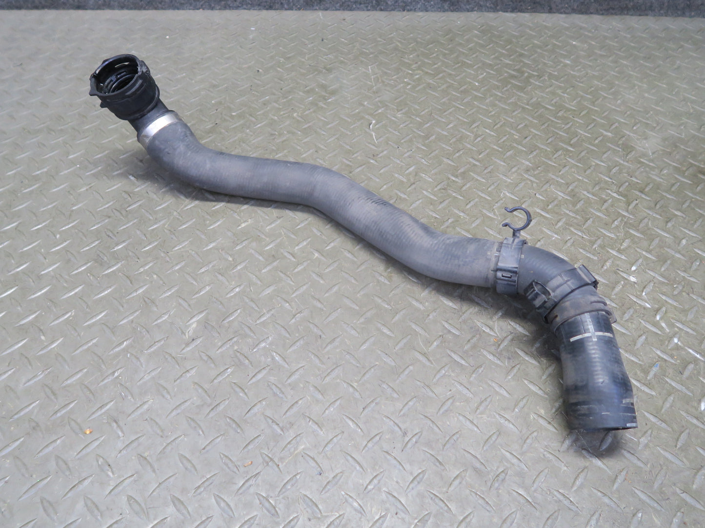 2011-2018 Porsche Cayenne 958 4.8L Lower Upper Radiator Coolant Hose Pipe Set