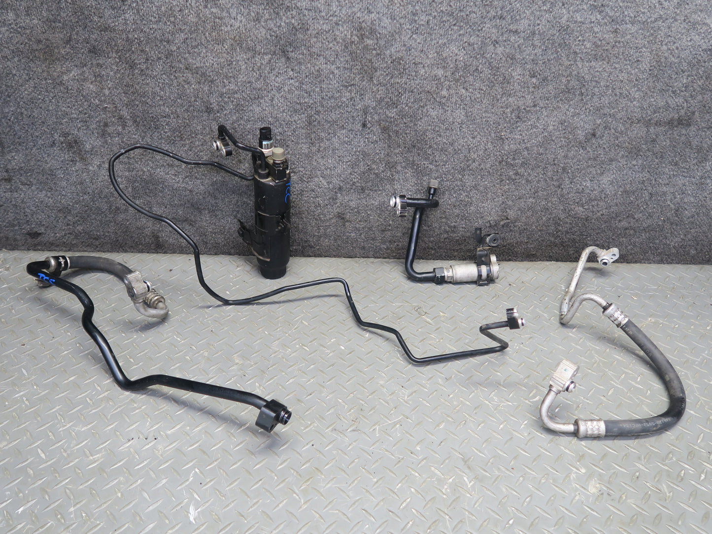 95-97 Toyota Celsior Set of 4 A/C Air Condition Hose Pipe Line w Dryer OEM