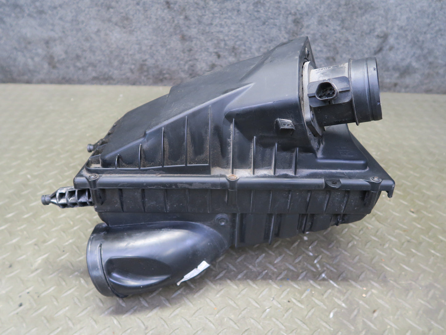 14-17 Range Rover Sport L494 3.0L Right Air Intake Cleaner Filter Box w Sensor