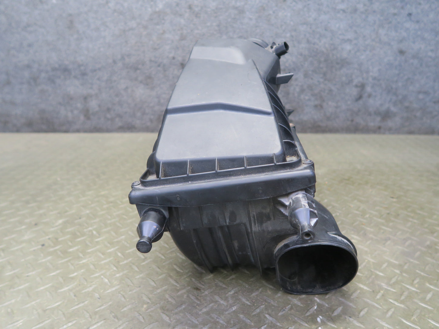 14-17 Range Rover Sport L494 3.0L Right Air Intake Cleaner Filter Box w Sensor