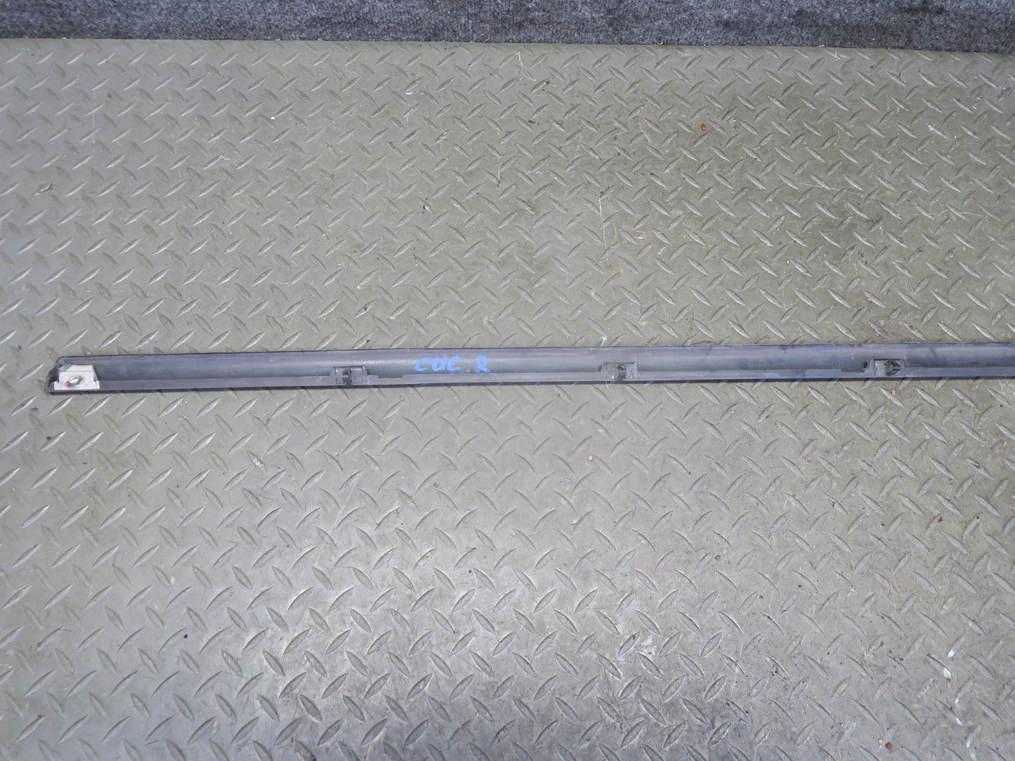 91-96 Chevrolet Corvette C4 Set of 4 Door & Rear Fender Molding Chameleon OEM