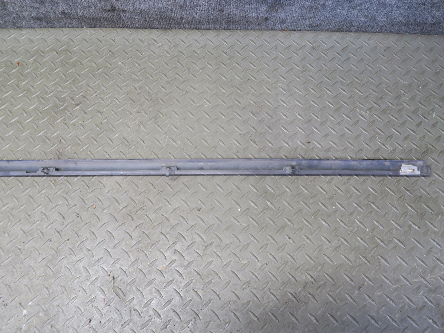 91-96 Chevrolet Corvette C4 Set of 4 Door & Rear Fender Molding Chameleon OEM