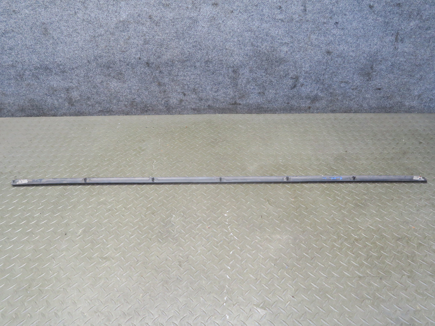 91-96 Chevrolet Corvette C4 Set of 4 Door & Rear Fender Molding Chameleon OEM