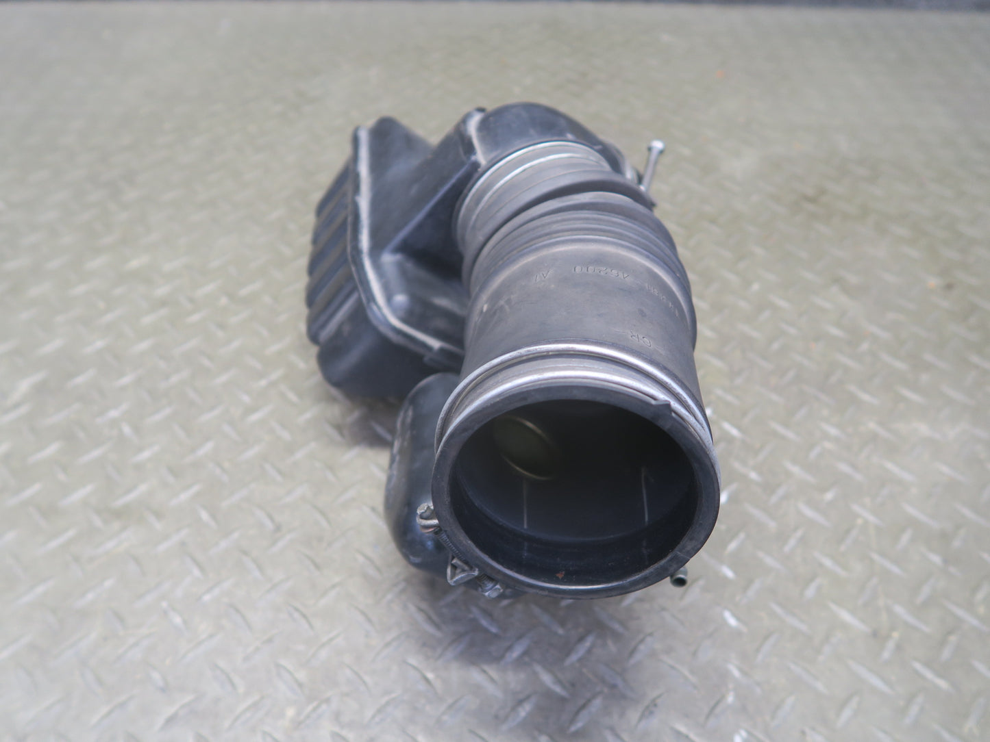 96-97 Lexus JZZ31L SC300 2JZGE Air Intake Resonator w Hose Tube 17893-46010 OEM