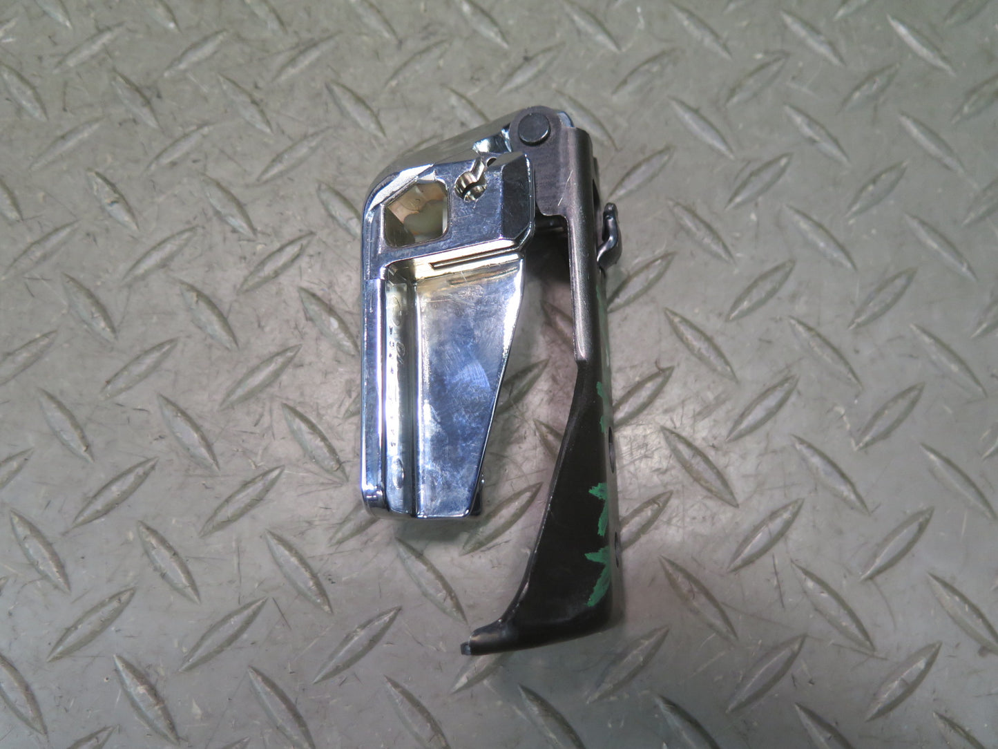 96-98 Nissan Stagea WGC34 Rear Right Seat Backrest Recline Chrome Handle OEM