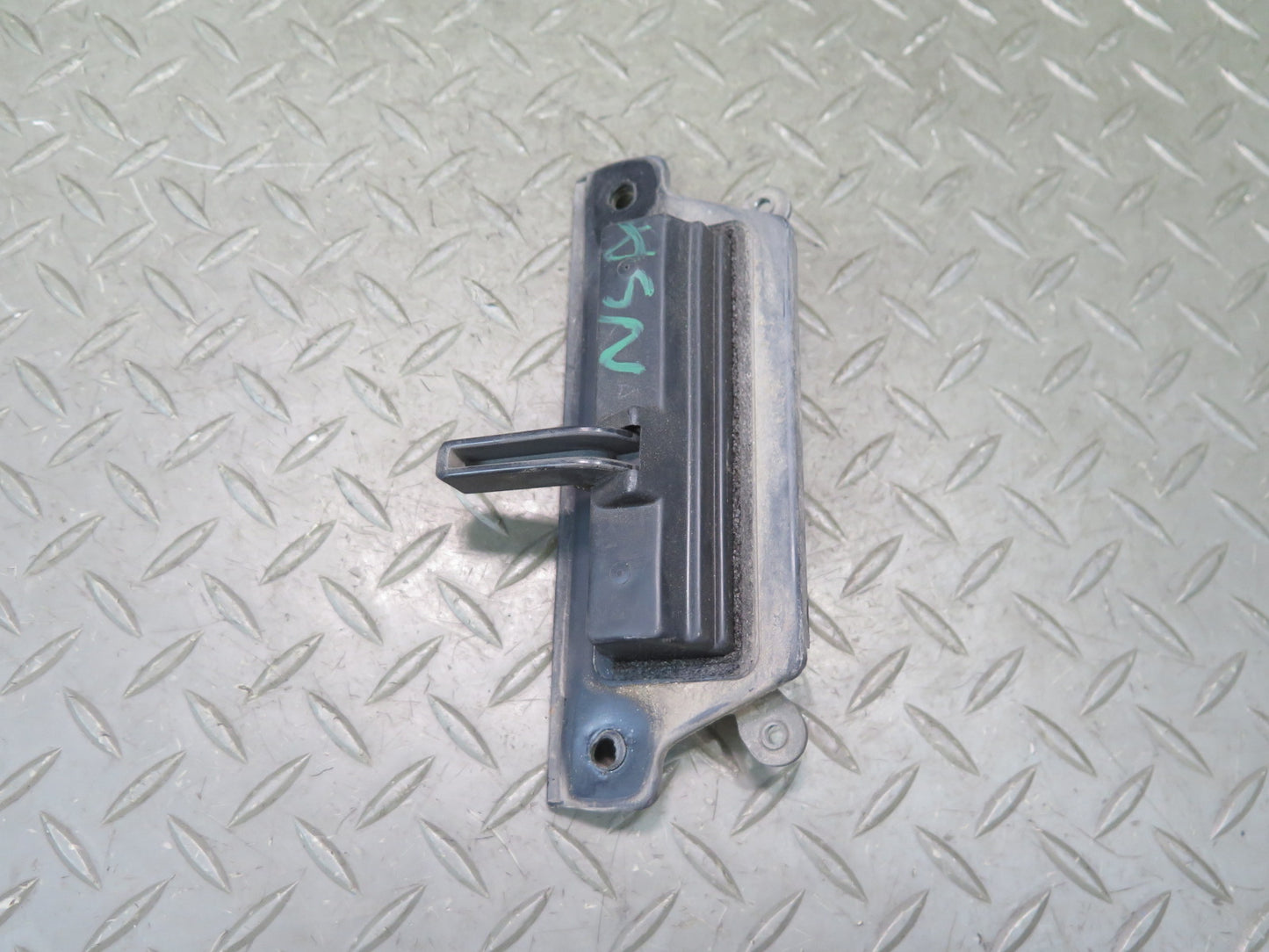 96-98 Nissan Stagea WGC34 Rear Tailgate Handle Mechanism OEM