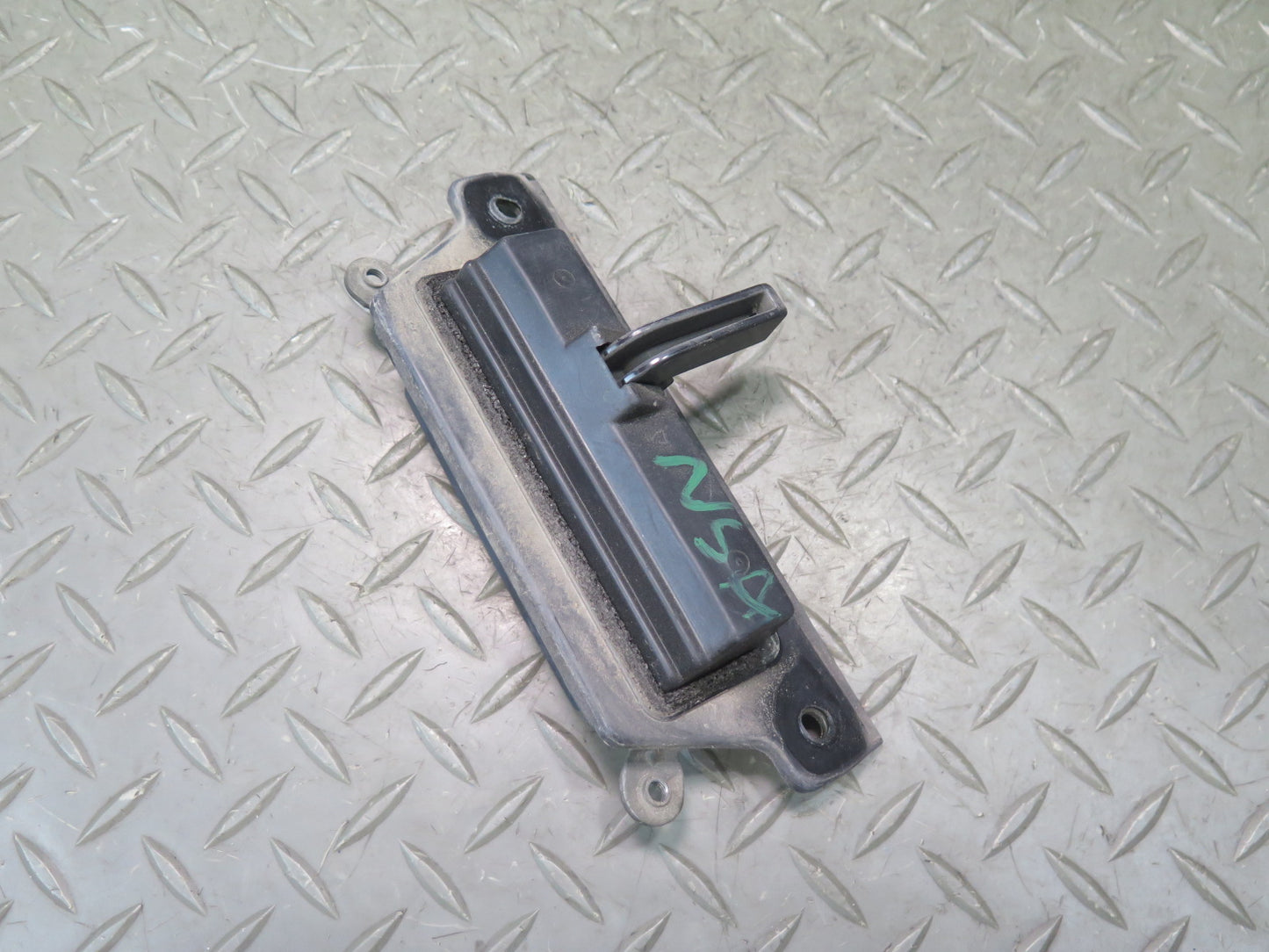 96-98 Nissan Stagea WGC34 Rear Tailgate Handle Mechanism OEM