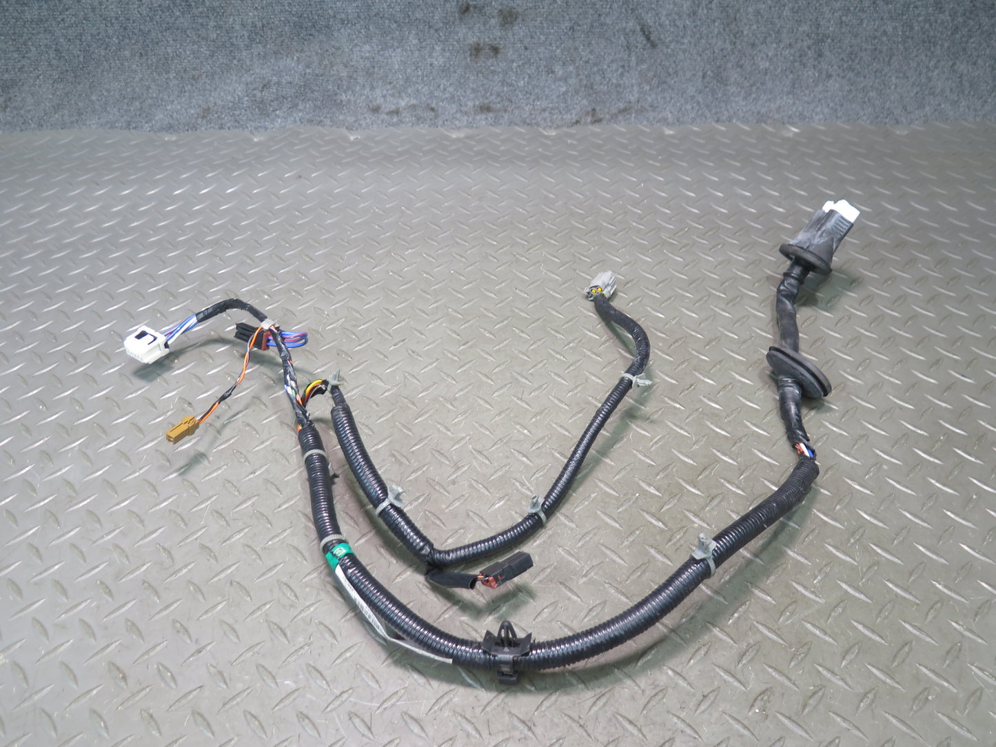 96-98 Nissan Stagea WGC34 Rear Left or Right Door Wire Wiring Harness OEM