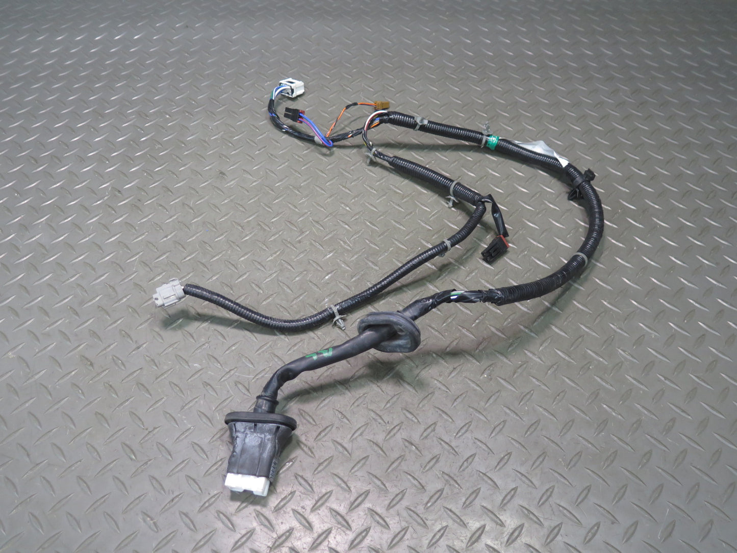 96-98 Nissan Stagea WGC34 Rear Left or Right Door Wire Wiring Harness OEM