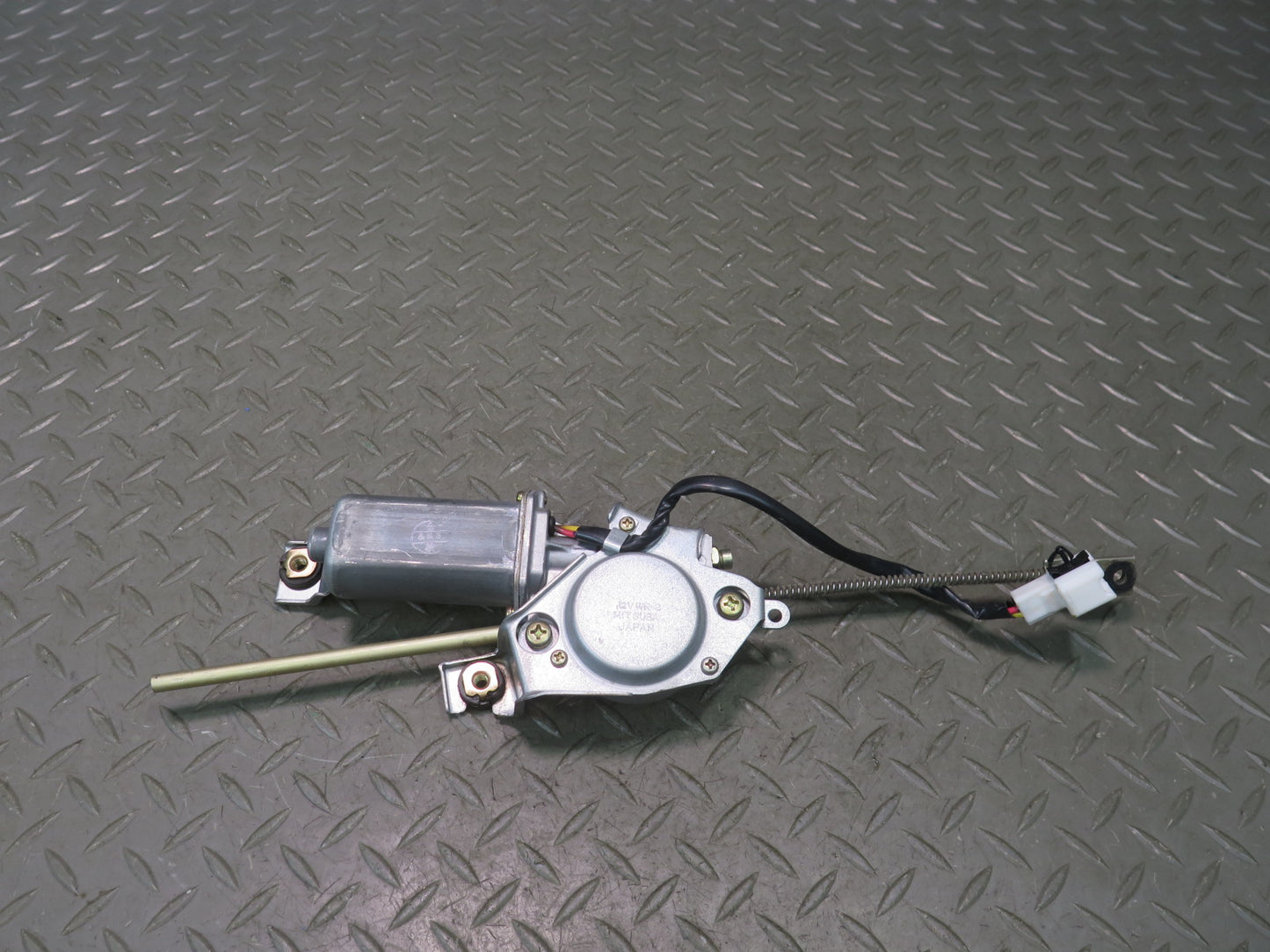 96-98 Nissan Stagea WGC34 Rear Trunk Lid Tailgate Lock Latch Actuator Motor OEM