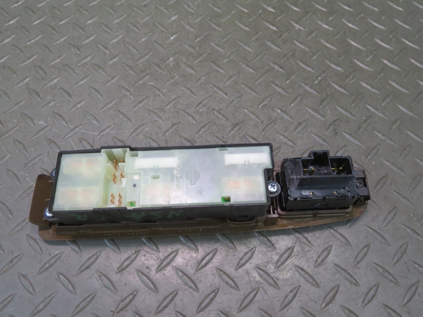 96-98 Nissan Stagea WGC34 Right Master Window Mirror Switch w Wood Trim OEM