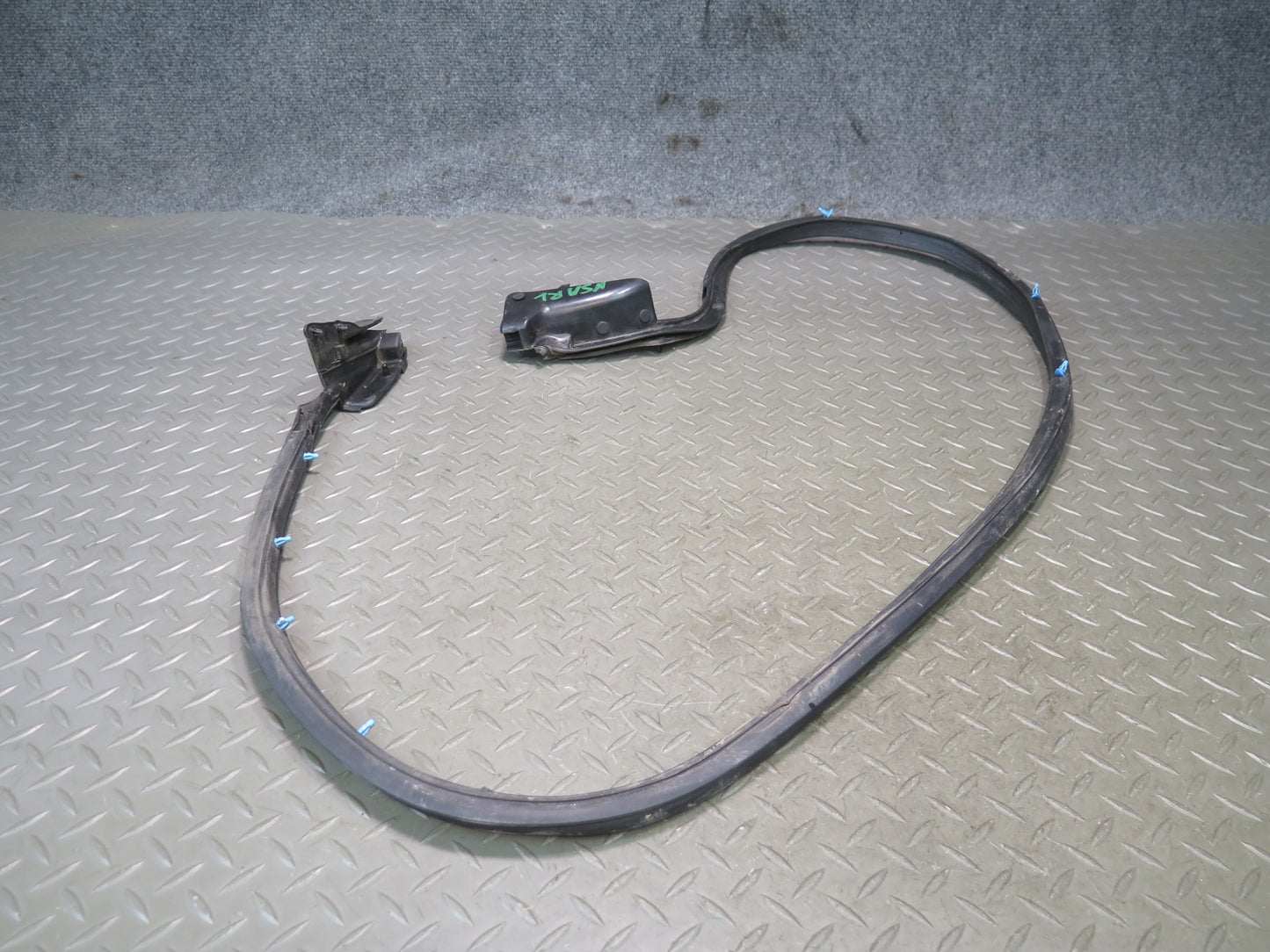 96-98 Nissan Stagea WGC34 Rear Left Door Weatherstrip Rubber Seal Gasket OEM