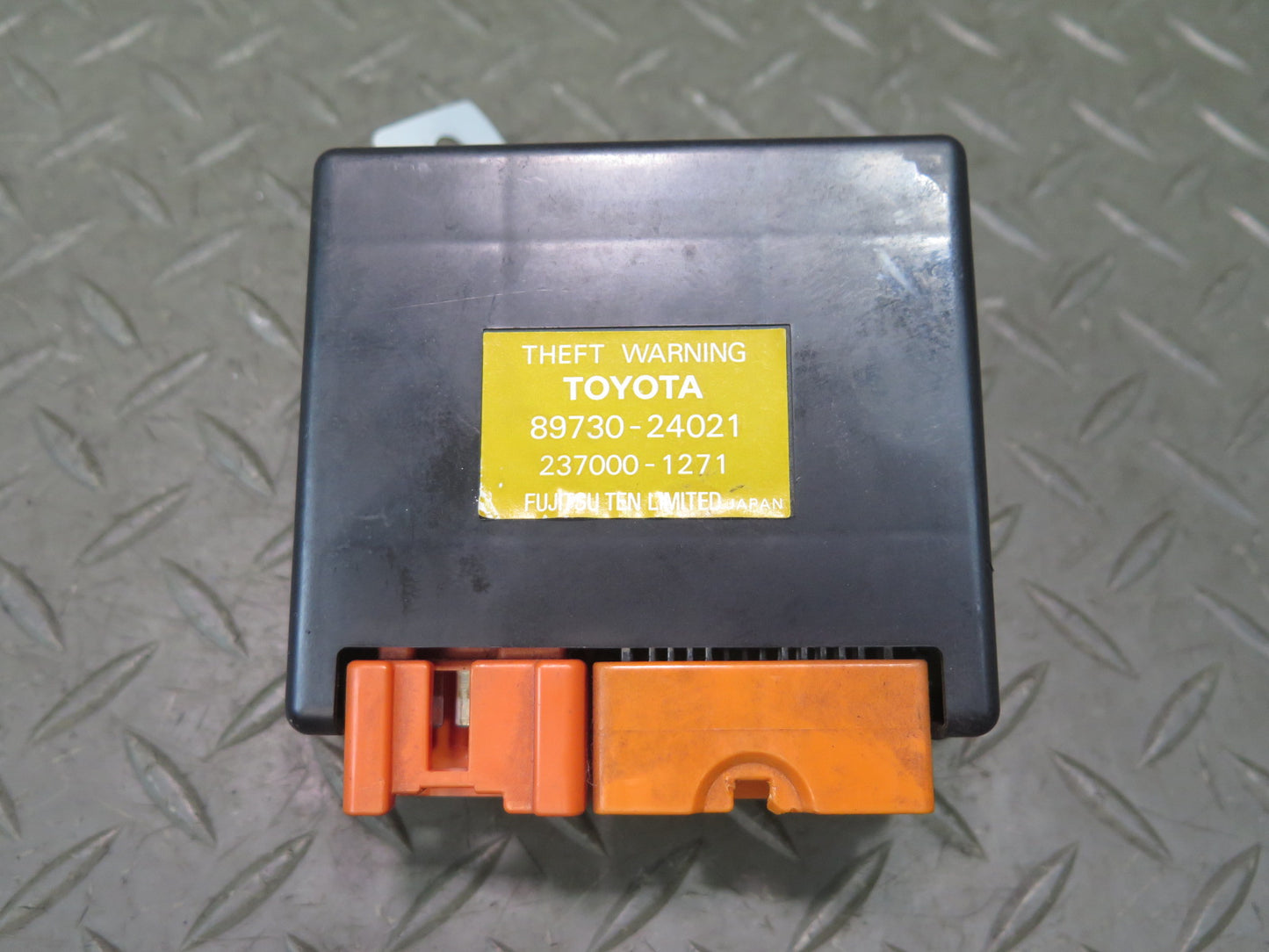 97-98 Lexus JZZ31L SC400 SC300 Theft Warning Control Module 89730-24021 OEM