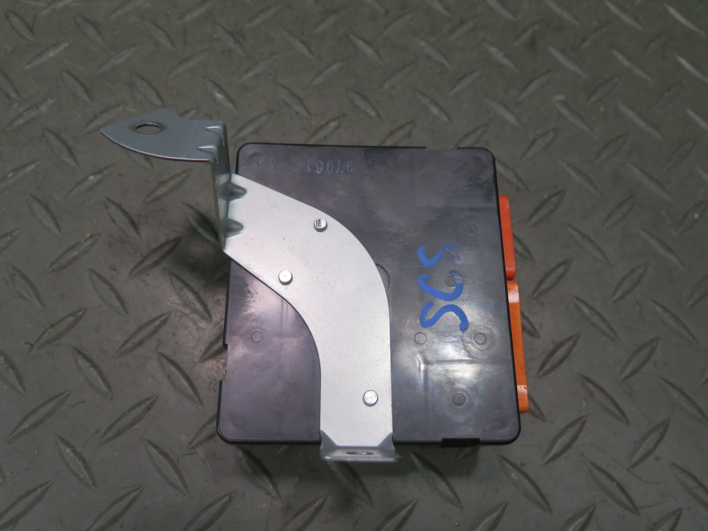 97-98 Lexus JZZ31L SC400 SC300 Theft Warning Control Module 89730-24021 OEM