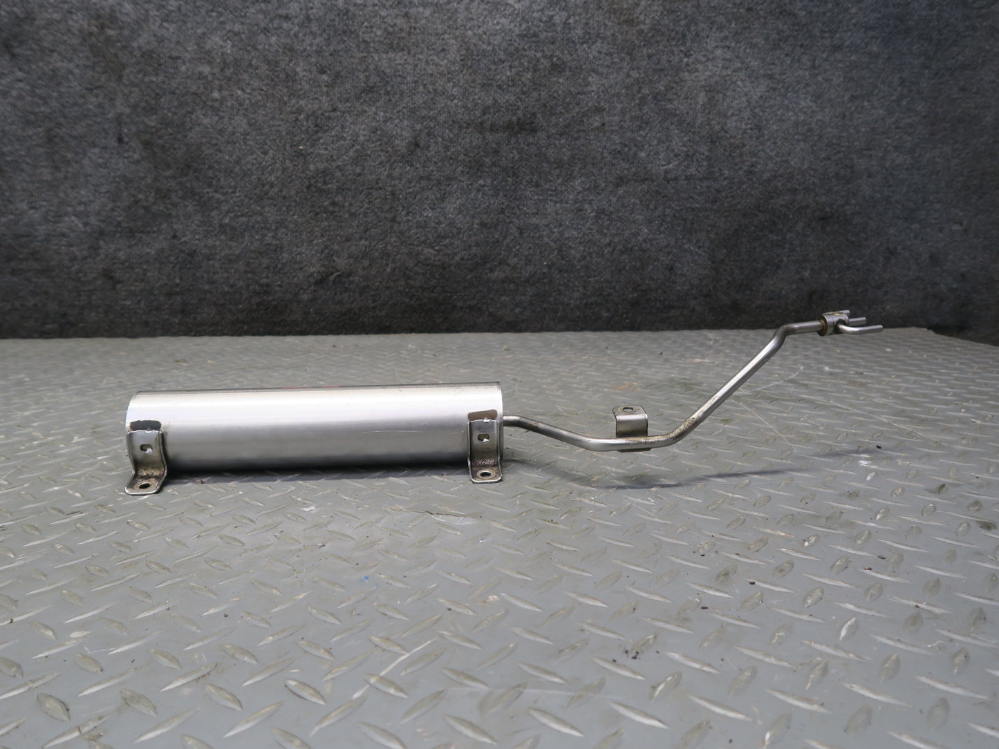 11-16 BMW F10 F12 550i 650i N63 Engine Vacuum Reservoir Tank OEM