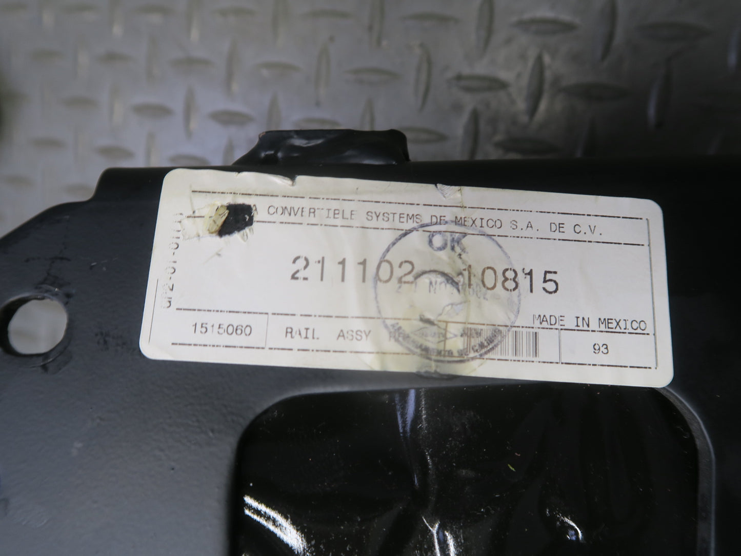 02-05 Ford Thunderbird Convertible TOP Roof Right Hinge OEM