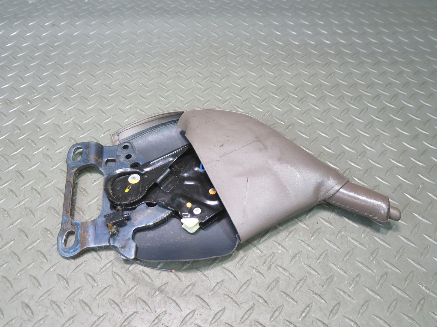 92-00 Lexus JZZ31L SC300 SC400 Emergency Parking Hand Brake Handle Brown OEM