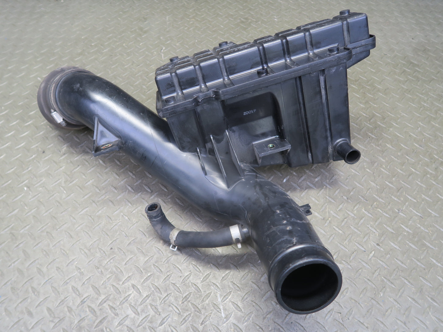 96-98 Nissan Stagea WGC34 RB25DE Intake Air Resonator Tube Pipe Line OEM