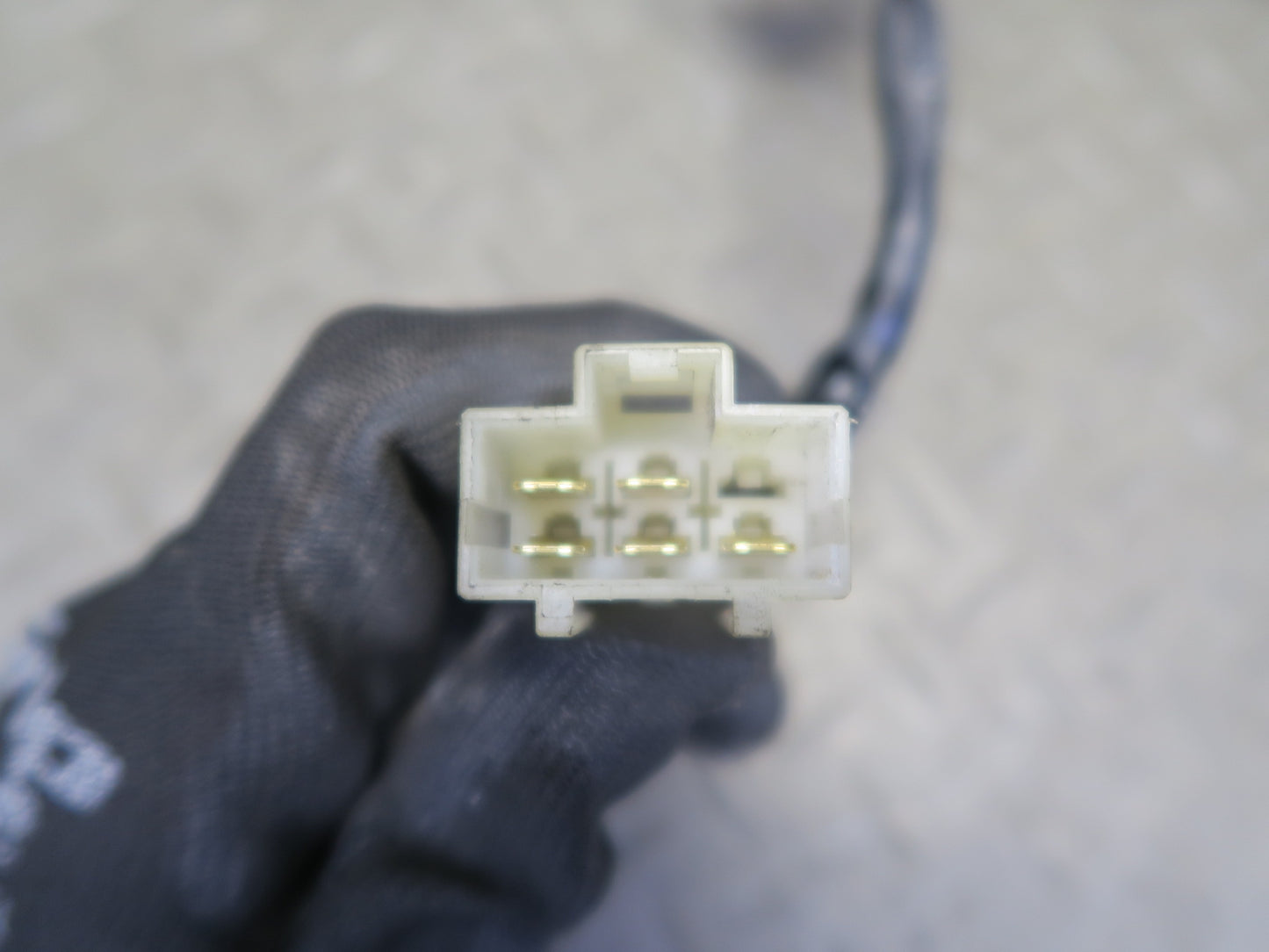 96-98 Nissan Stagea WGC34 Windshield Wiper Transmission Linkage w Motor OEM