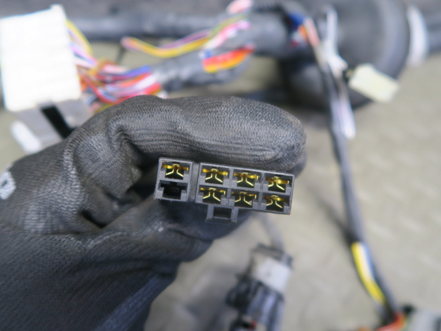 96-98 Nissan Stagea WGC34 RB25DE A/T Engine Bay Wire Wiring Harness Fusebox OEM