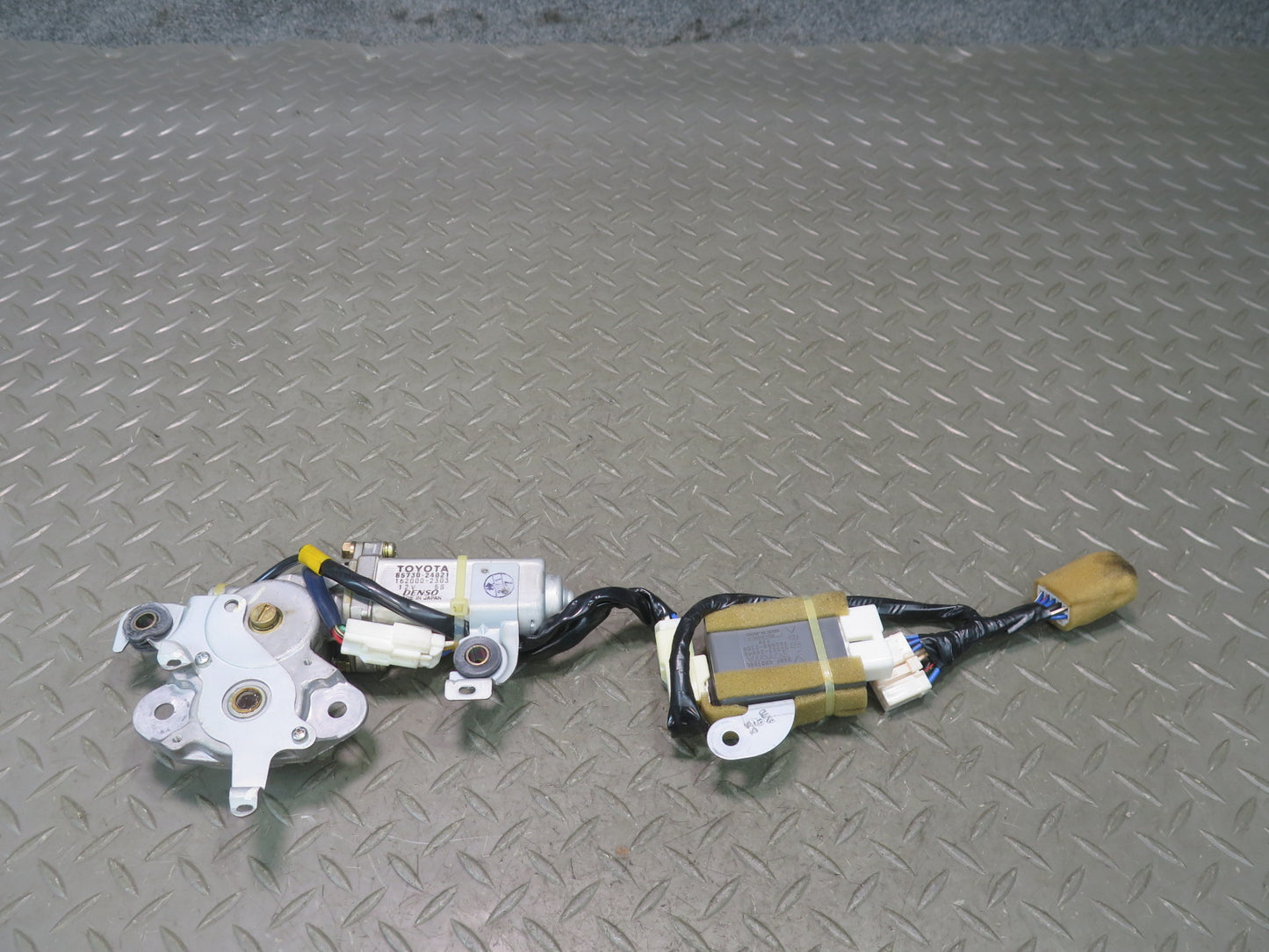 96-00 Lexus JZZ31L SC400 SC300 Sunroof Motor Drive Unit w Relay OEM