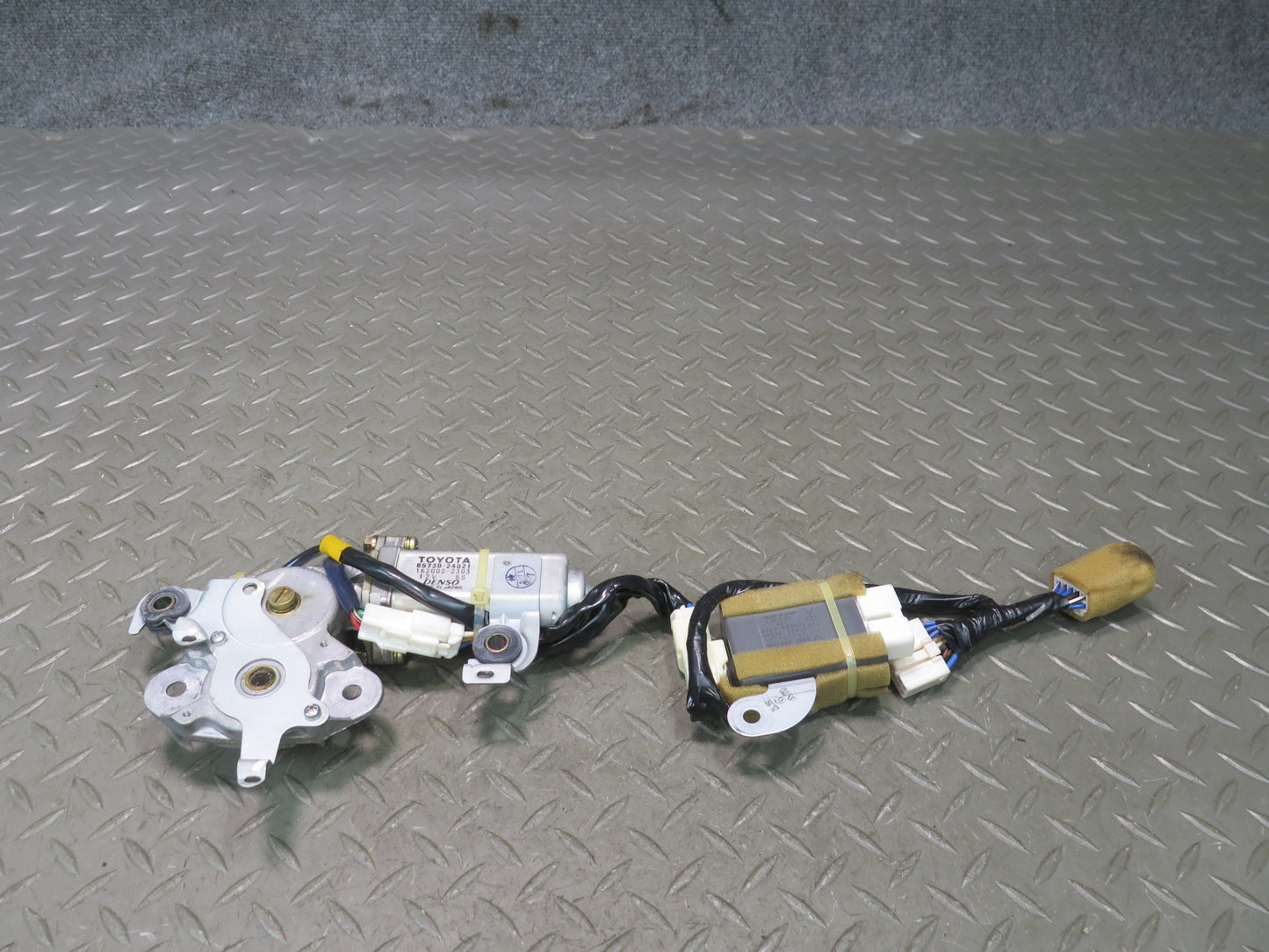 96-00 Lexus JZZ31L SC400 SC300 Sunroof Motor Drive Unit w Relay OEM