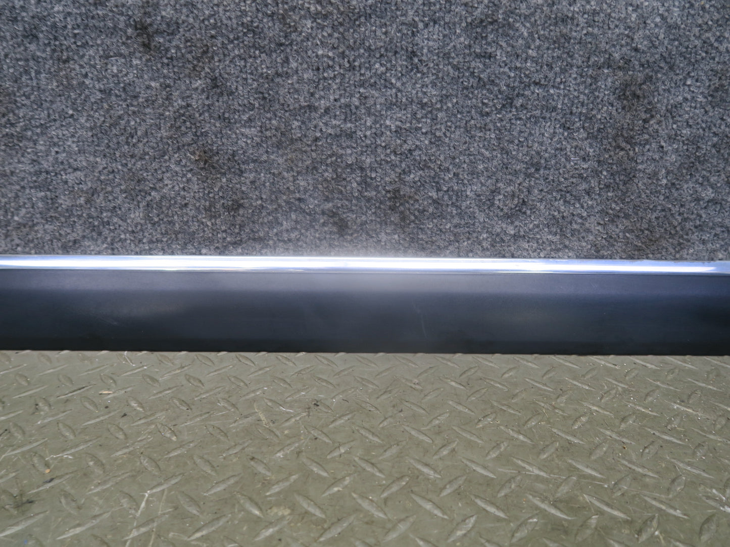 96-98 Nissan Stagea WGC34 Set of 3 Left Side Fender Door Molding Trim Set OEM