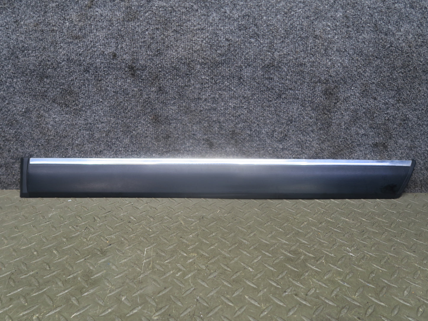 96-98 Nissan Stagea WGC34 Set of 3 Left Side Fender Door Molding Trim Set OEM