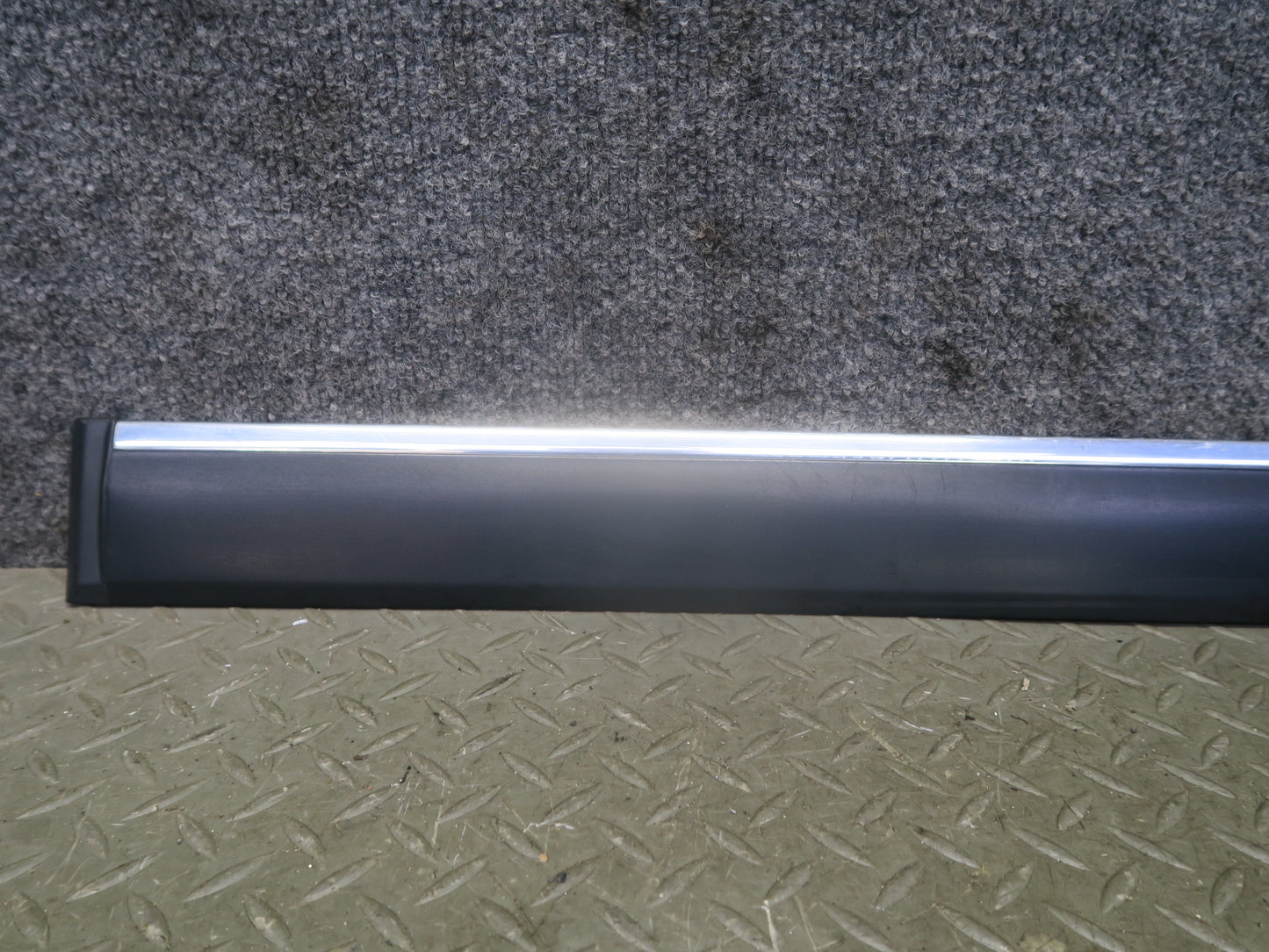 96-98 Nissan Stagea WGC34 Set of 3 Left Side Fender Door Molding Trim Set OEM