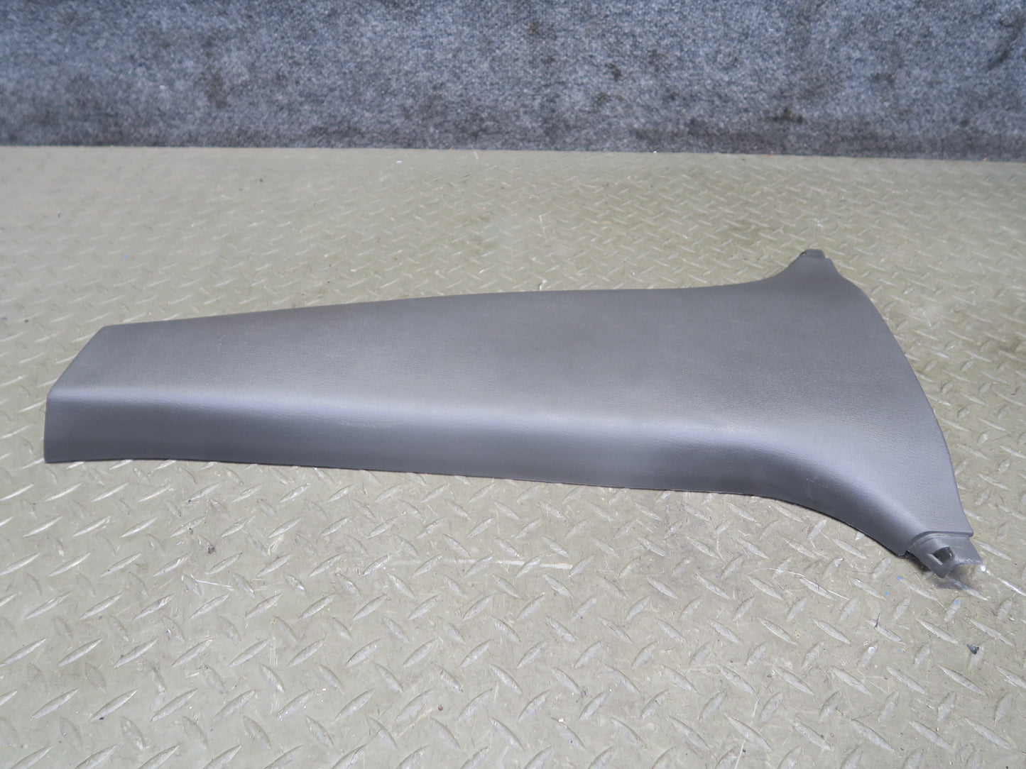96-98 Nissan Stagea WGC34 Set of 2 Front B Pillar Trim Cover Panel Brown OEM