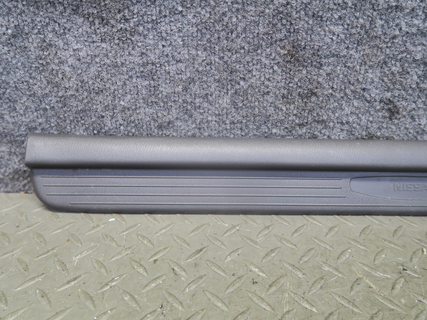 96-98 Nissan Stagea WGC34 Set of 2 Front Door Scuff Sill Plate Trim Panel OEM