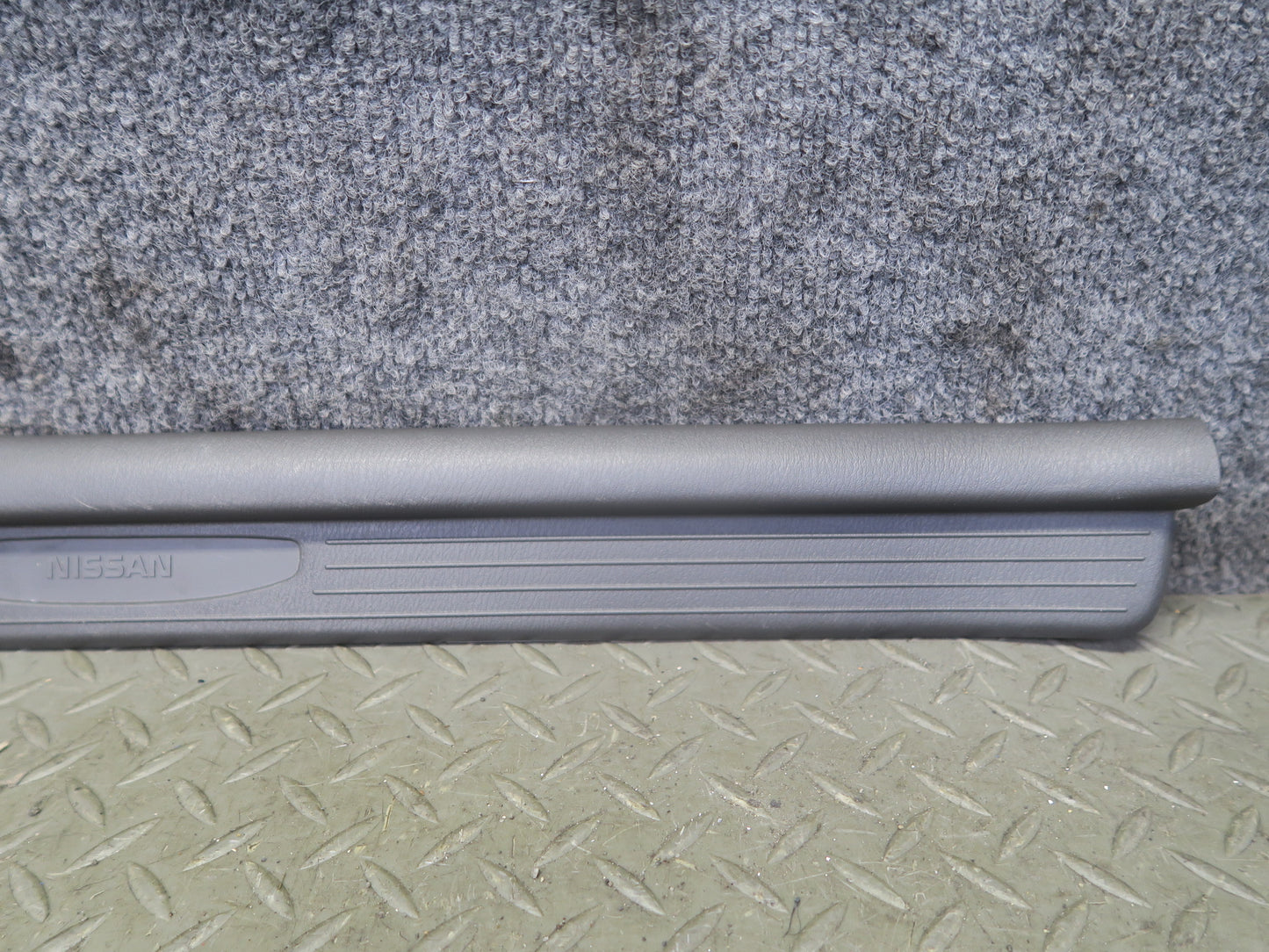 96-98 Nissan Stagea WGC34 Set of 2 Front Door Scuff Sill Plate Trim Panel OEM