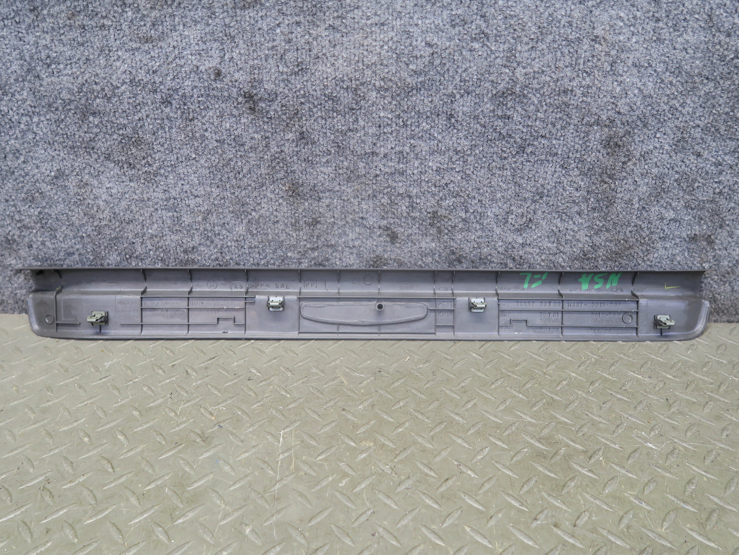 96-98 Nissan Stagea WGC34 Set of 2 Front Door Scuff Sill Plate Trim Panel OEM