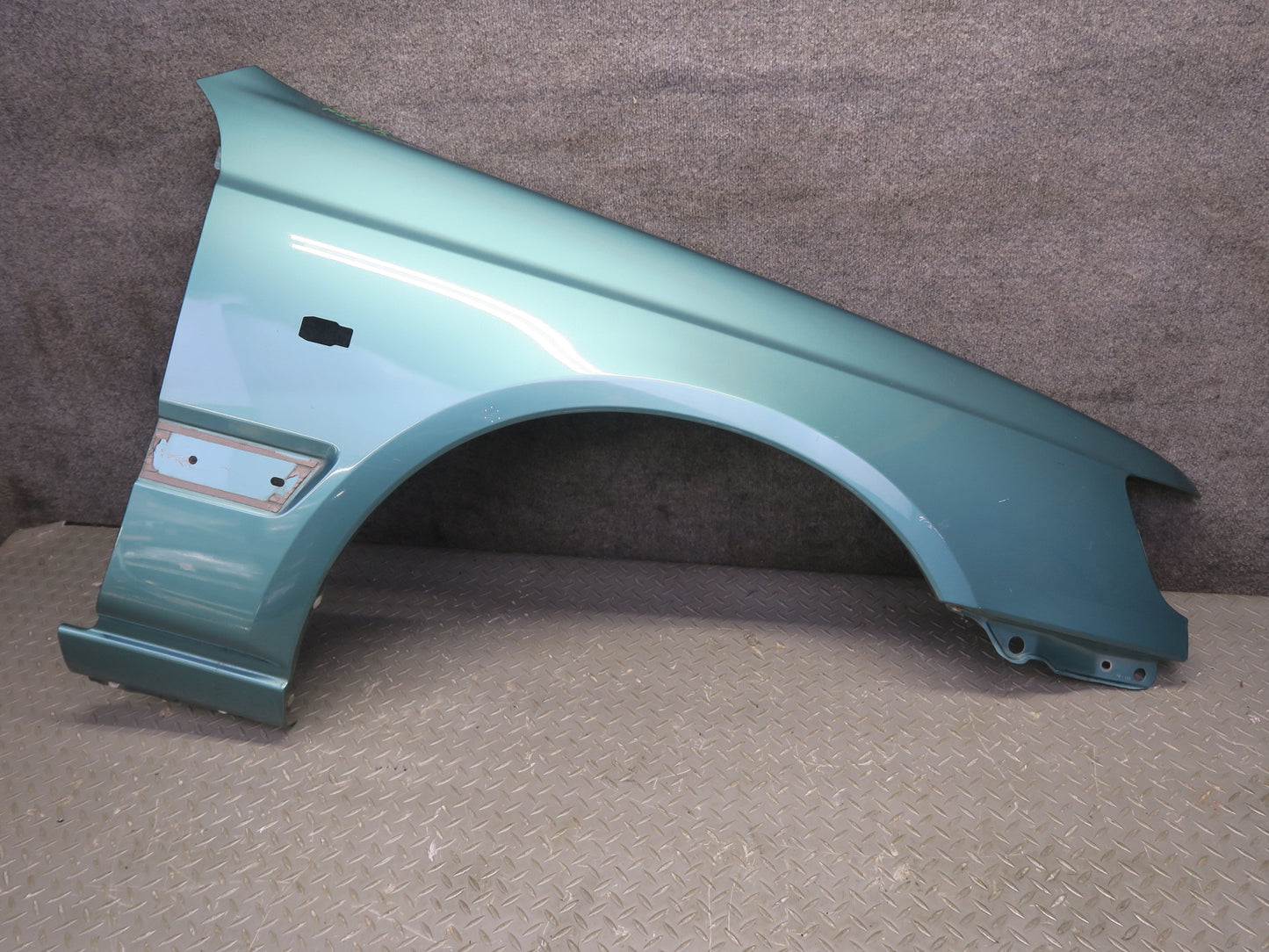 96-98 Nissan Stagea WGC34 Front Right Fender Shell Panel Cover Emerald Green OEM