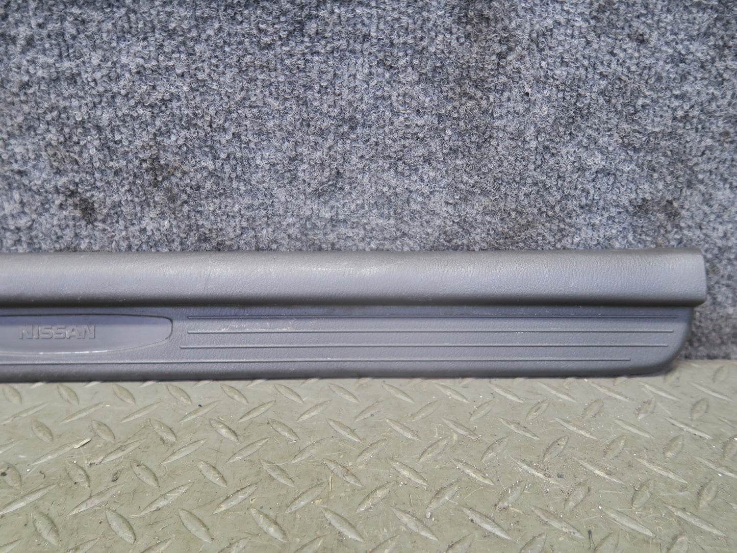 96-98 Nissan Stagea WGC34 Set of 2 Front Door Scuff Sill Plate Trim Panel OEM