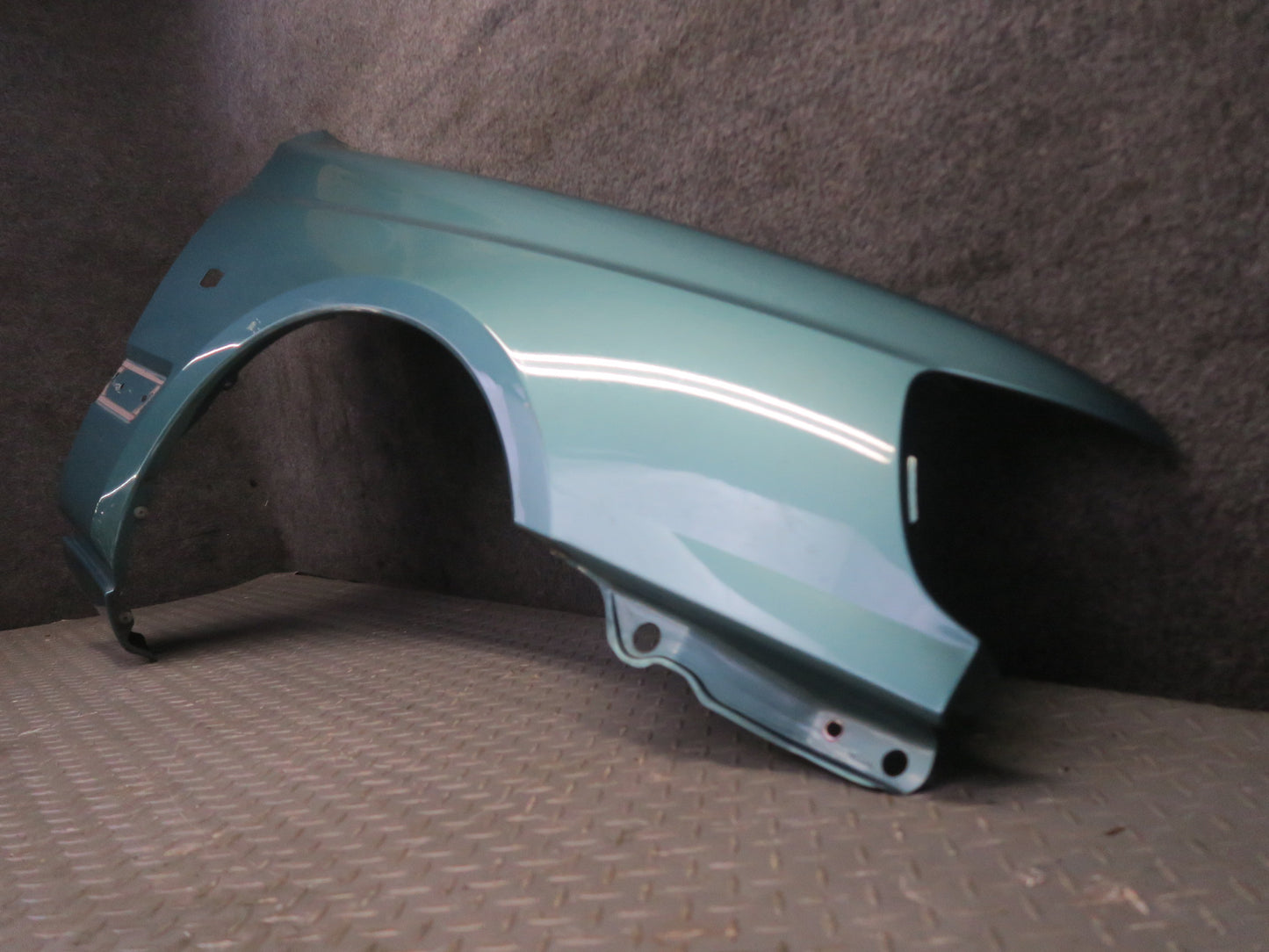 96-98 Nissan Stagea WGC34 Front Right Fender Shell Panel Cover Emerald Green OEM