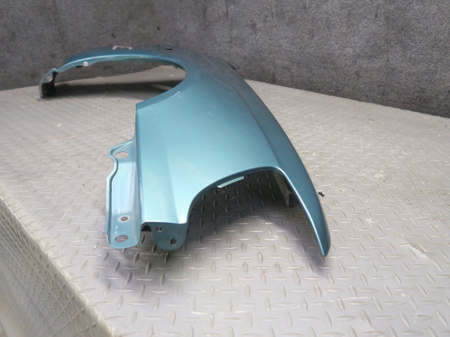 96-98 Nissan Stagea WGC34 Front Right Fender Shell Panel Cover Emerald Green OEM