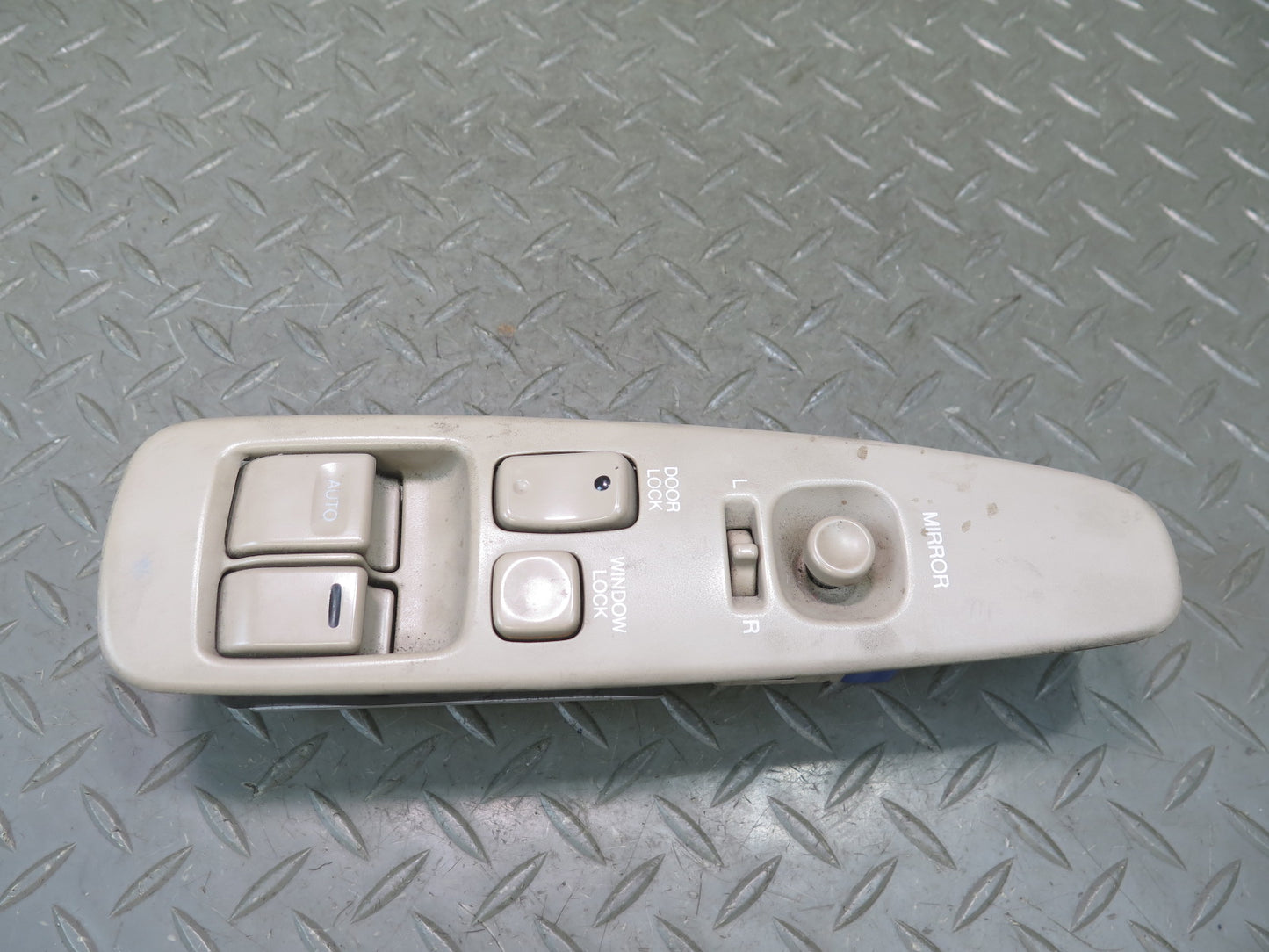 92-00 Lexus JZZ31L SC300 SC400 Left Driver Door Window Mirror Switch Ivory OEM