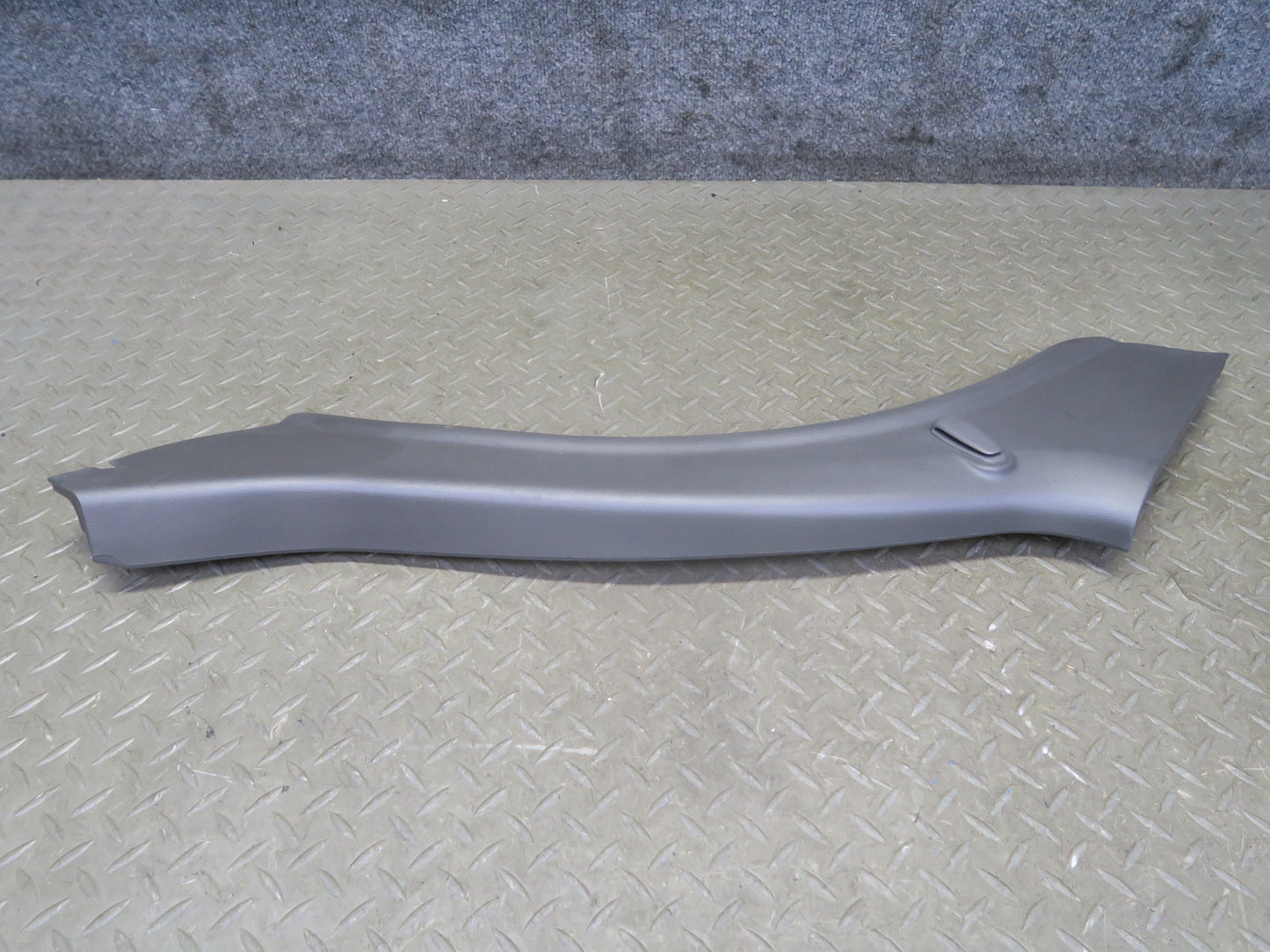 96-98 Nissan Stagea WGC34 Set of 2 Rear Left Right Lower C Pillar Trim Cover OEM