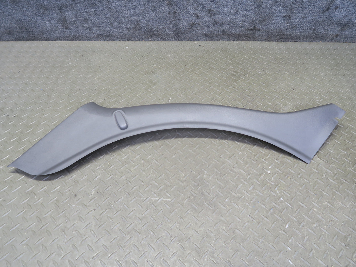 96-98 Nissan Stagea WGC34 Set of 2 Rear Left Right Lower C Pillar Trim Cover OEM