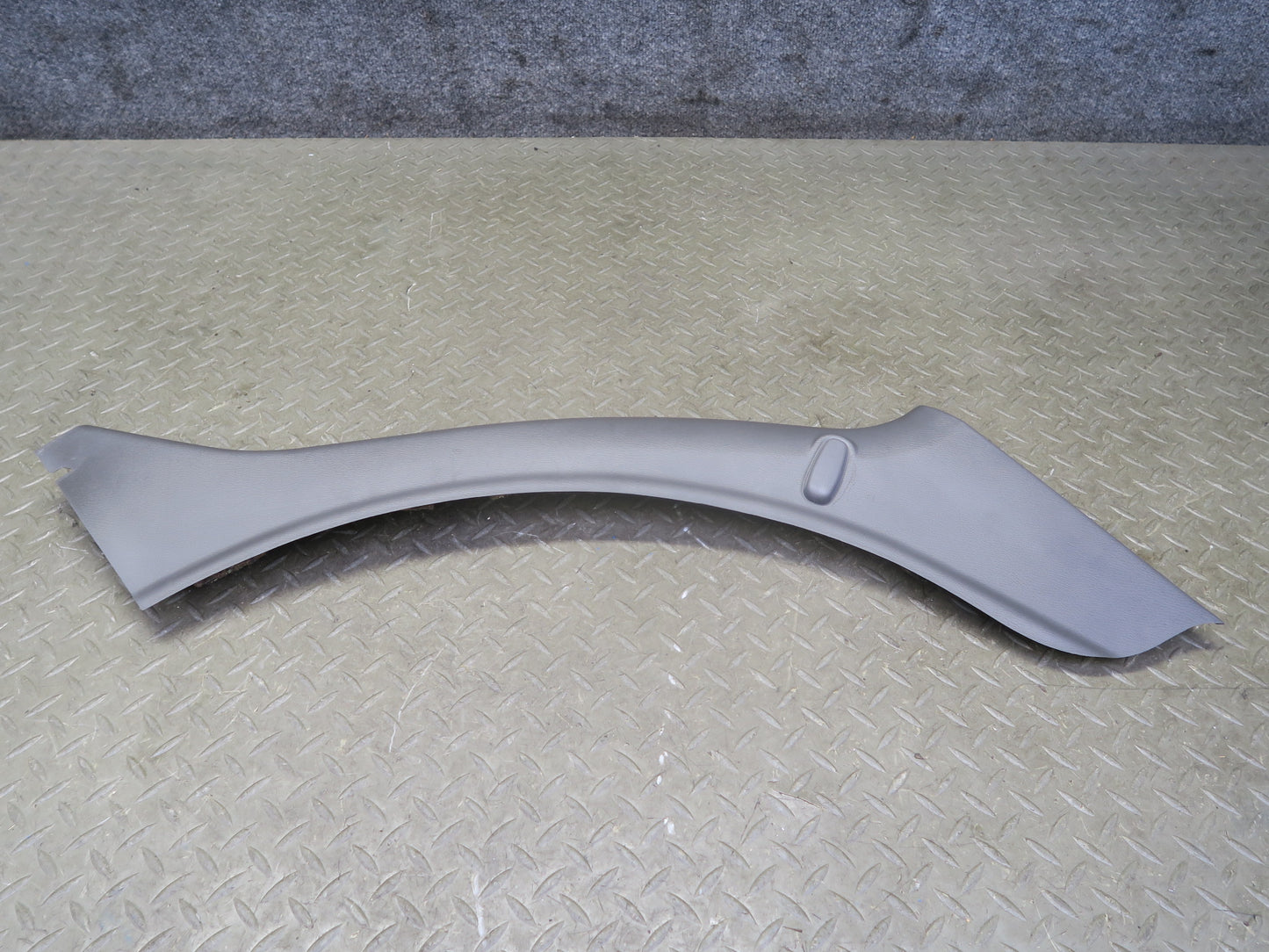 96-98 Nissan Stagea WGC34 Set of 2 Rear Left Right Lower C Pillar Trim Cover OEM