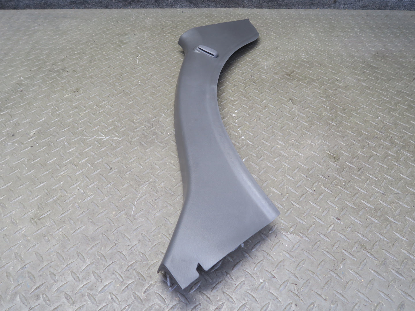 96-98 Nissan Stagea WGC34 Set of 2 Rear Left Right Lower C Pillar Trim Cover OEM