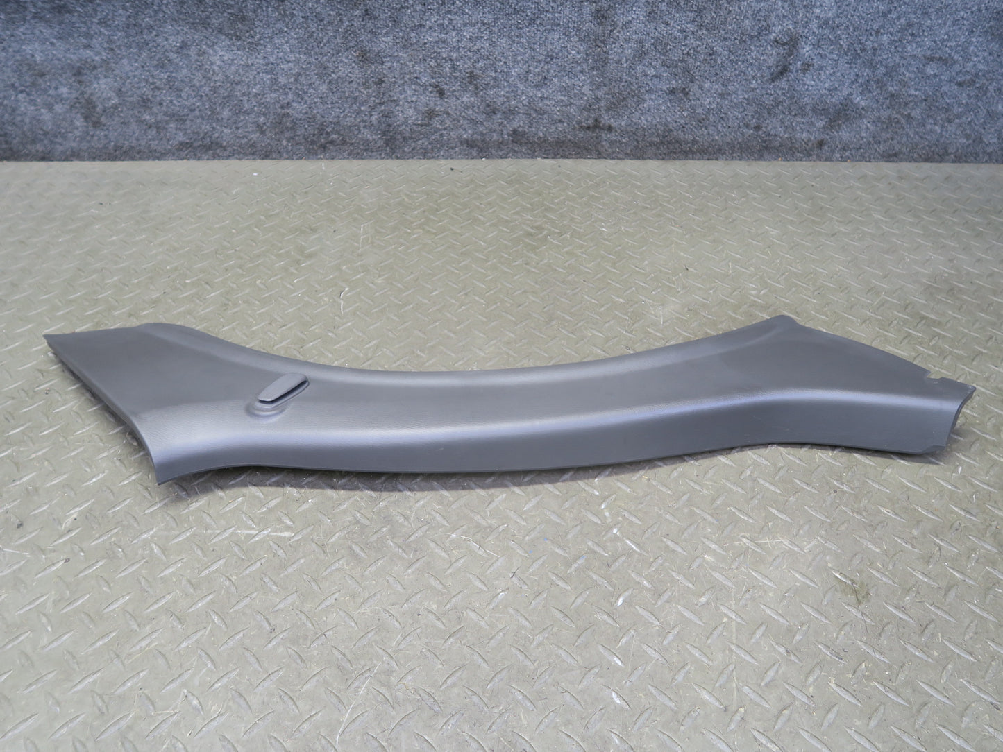 96-98 Nissan Stagea WGC34 Set of 2 Rear Left Right Lower C Pillar Trim Cover OEM