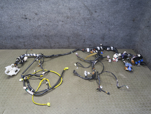 96-98 Nissan Stagea WGC34 A/T Dashboard Dash Wire Wiring Harness w Fuse Box OEM