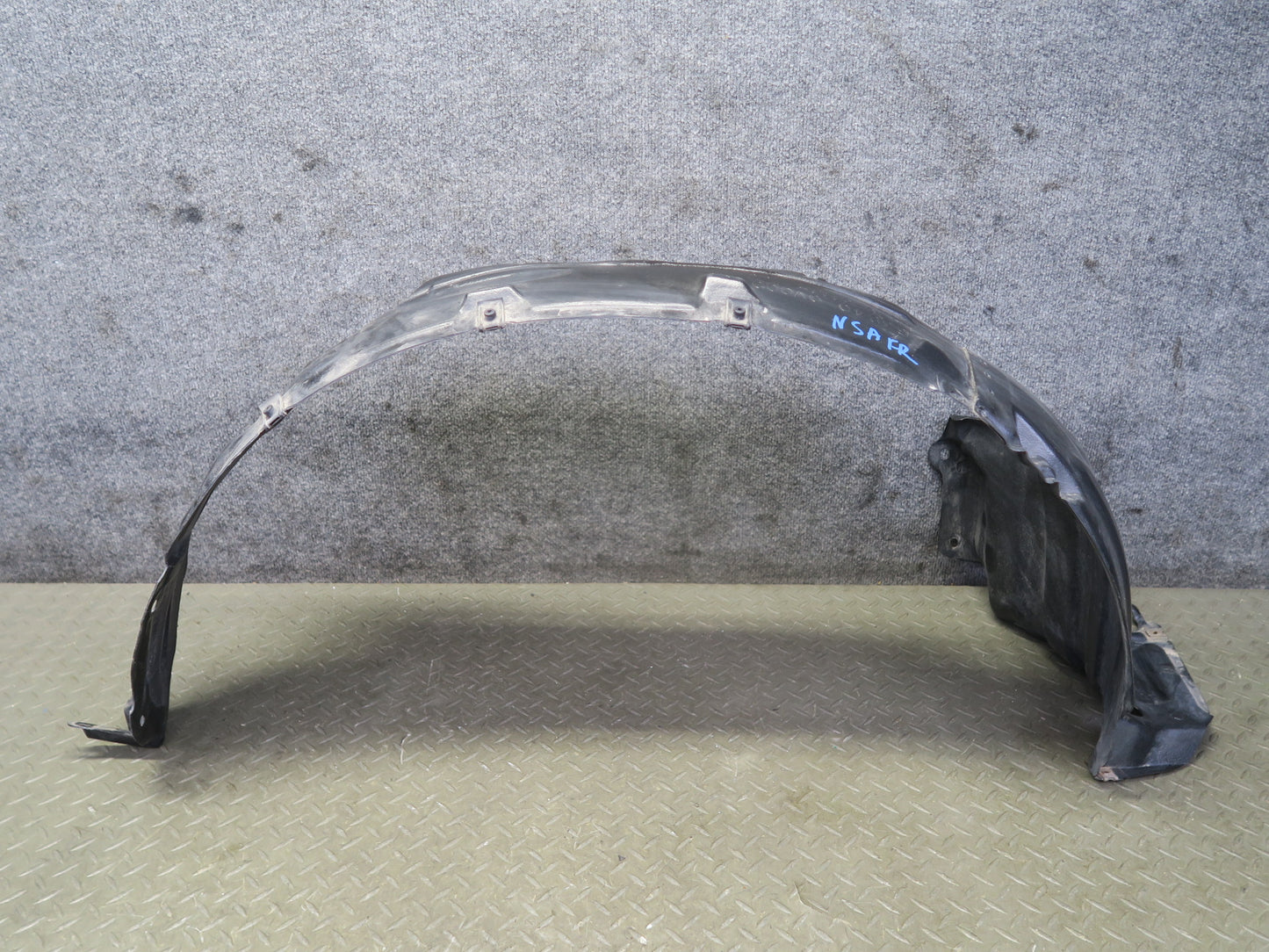 96-98 Nissan Stagea WGC34 Front Right Fender Wheel Arch Liner Splash Shield OEM