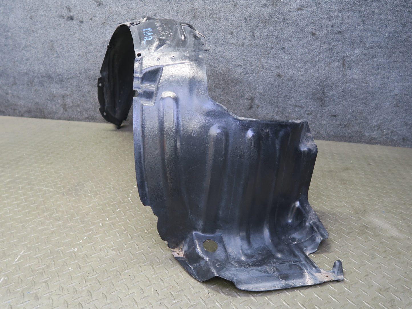 96-98 Nissan Stagea WGC34 Front Right Fender Wheel Arch Liner Splash Shield OEM
