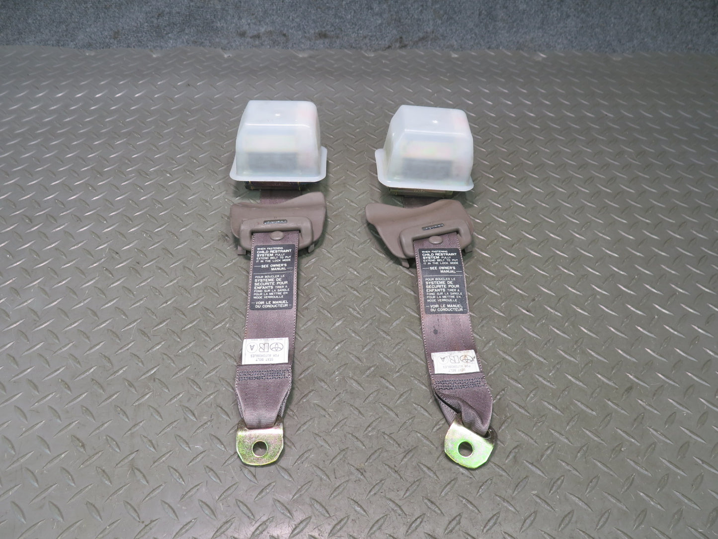 97-00 LEXUS SC300 SC400 REAR RIGHT & LEFT SIDE SEATBELT RETRACTOR SET OEM